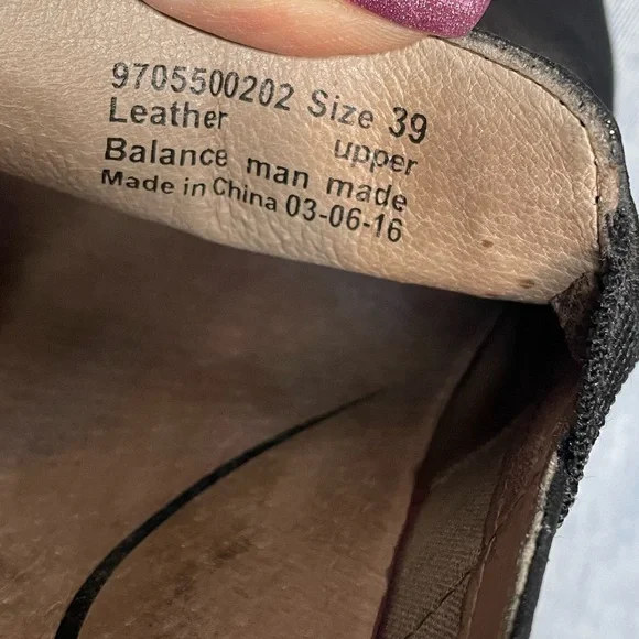 Dansko Jessica Platform loafer, black metallic slip on, size 39 - Picture 3 of 6